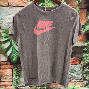 Nike Gray T-Shirt with Pink Logo